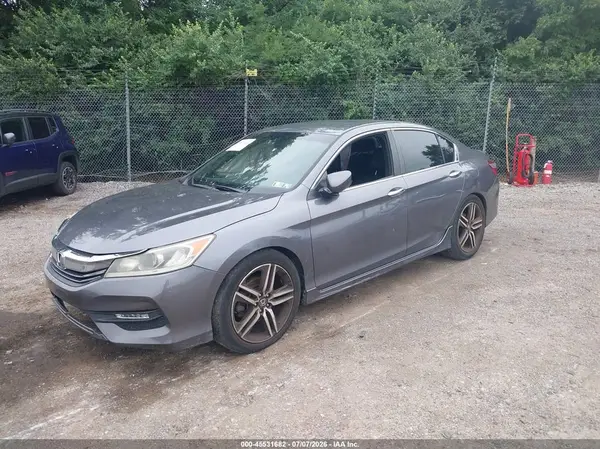 1HGCR2F58GA138425 2016 HONDA ACCORD - Image 2