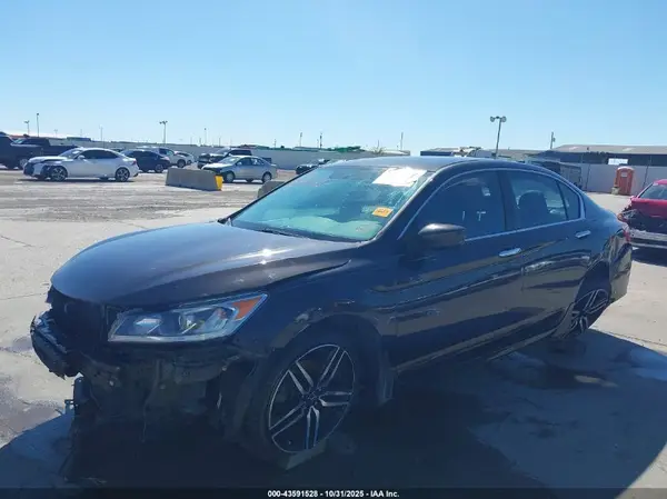 1HGCR2F58GA177855 2016 HONDA ACCORD - Image 2