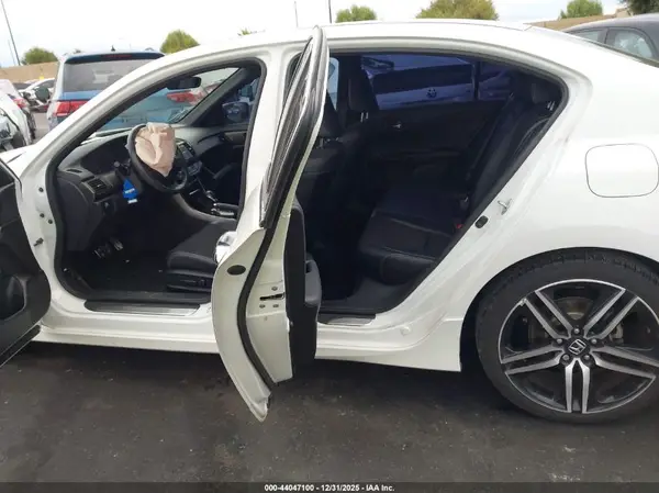 1HGCR2F58GA190587 2016 HONDA ACCORD - Image 8