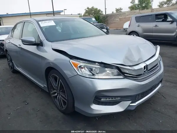 1HGCR2F58GA204374 2016 HONDA ACCORD - Image 1