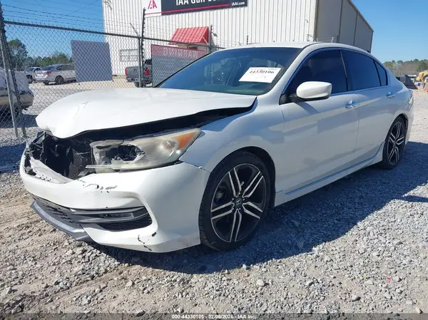 1HGCR2F58GA217335 2016 HONDA ACCORD - Image 2