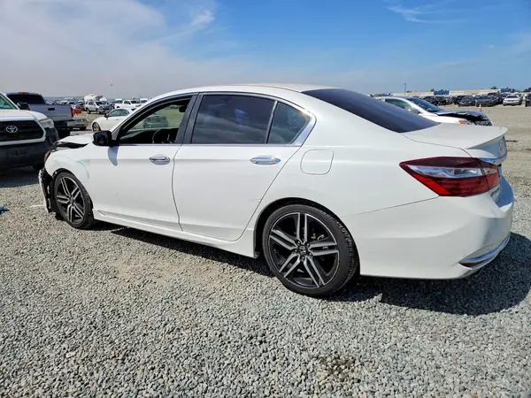 1HGCR2F58GA243014 2016 HONDA ACCORD - Image 2