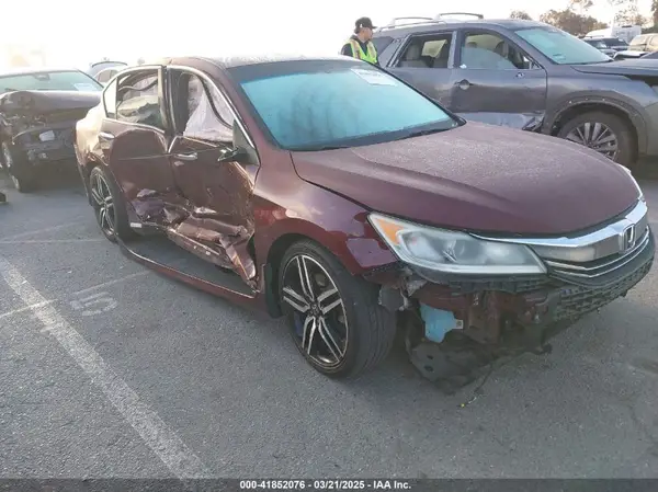 1HGCR2F58HA000031 2017 HONDA ACCORD - Image 1