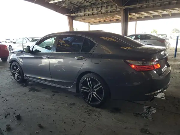 1HGCR2F58HA000773 2017 HONDA ACCORD - Image 2