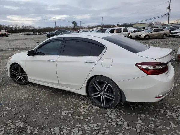 1HGCR2F58HA014852 2017 HONDA ACCORD - Image 2