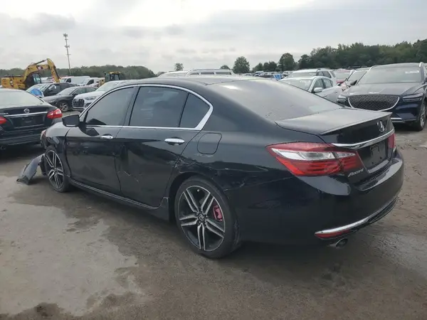 1HGCR2F58HA029495 2017 HONDA ACCORD - Image 2