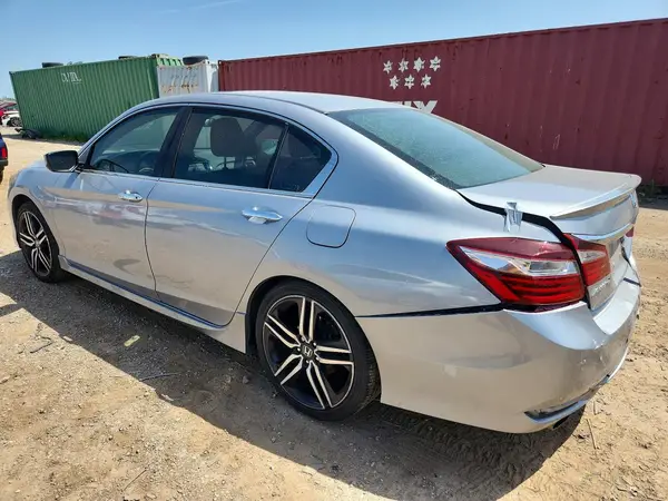 1HGCR2F58HA030856 2017 HONDA ACCORD - Image 2