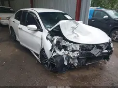1HGCR2F58HA035295 2017 HONDA ACCORD