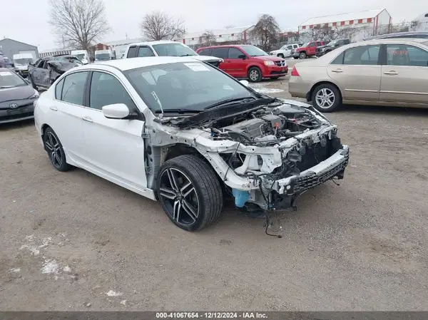1HGCR2F58HA041050 2017 HONDA ACCORD - Image 1