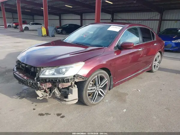 1HGCR2F58HA049472 2017 HONDA ACCORD - Image 2