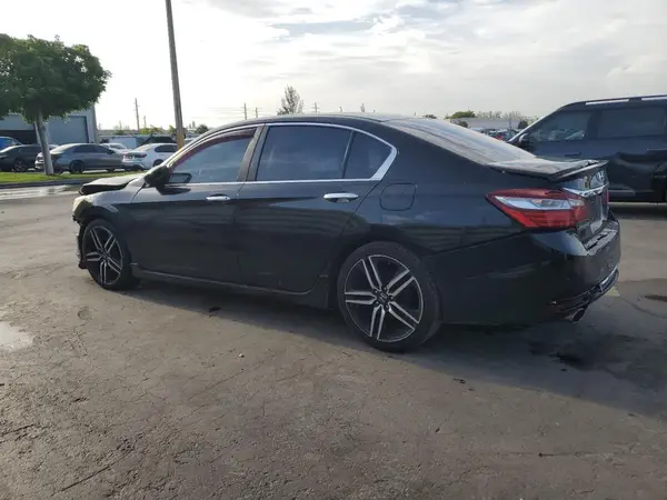 1HGCR2F58HA052355 2017 HONDA ACCORD - Image 2