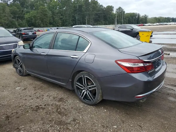 1HGCR2F58HA053635 2017 HONDA ACCORD - Image 2