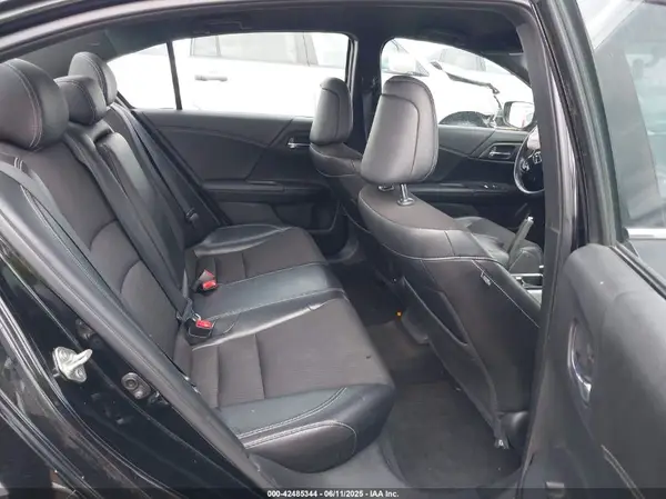 1HGCR2F58HA055448 2017 HONDA ACCORD - Image 8