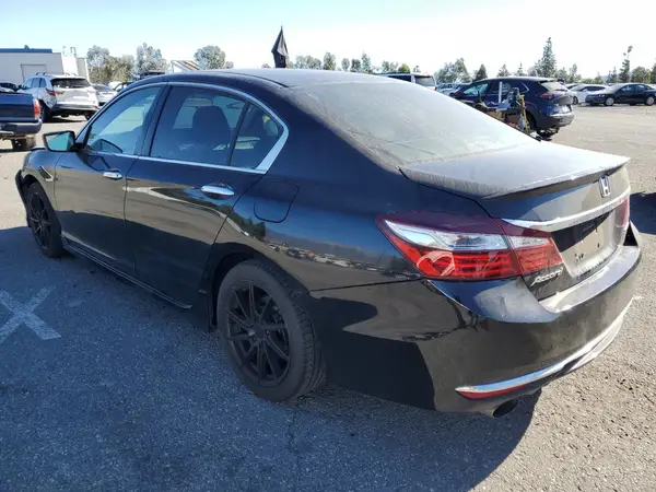 1HGCR2F58HA055479 2017 HONDA ACCORD - Image 2