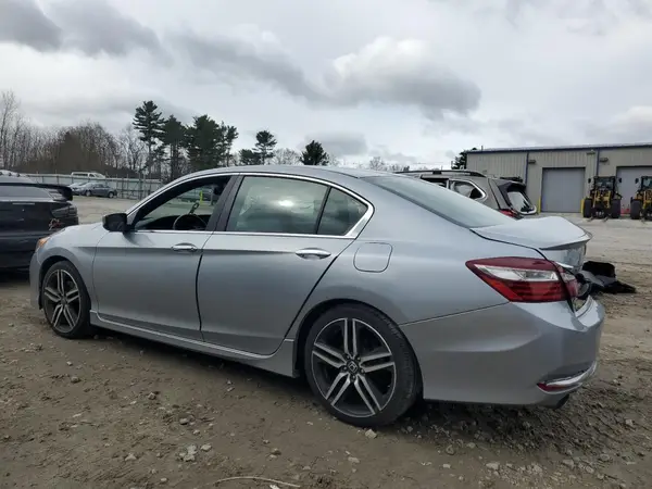 1HGCR2F58HA075490 2017 HONDA ACCORD - Image 2