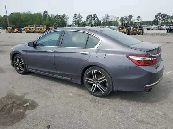 1HGCR2F58HA077420 2017 HONDA ACCORD - Image 2