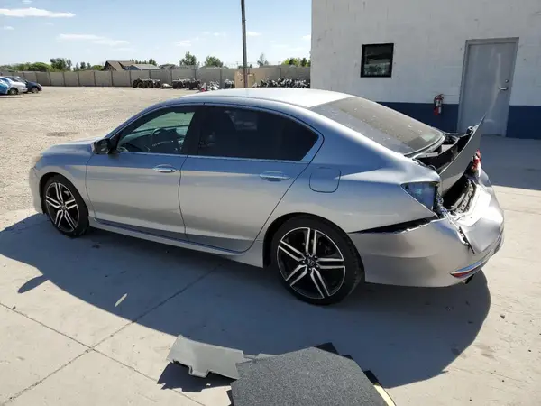 1HGCR2F58HA077708 2017 HONDA ACCORD - Image 2