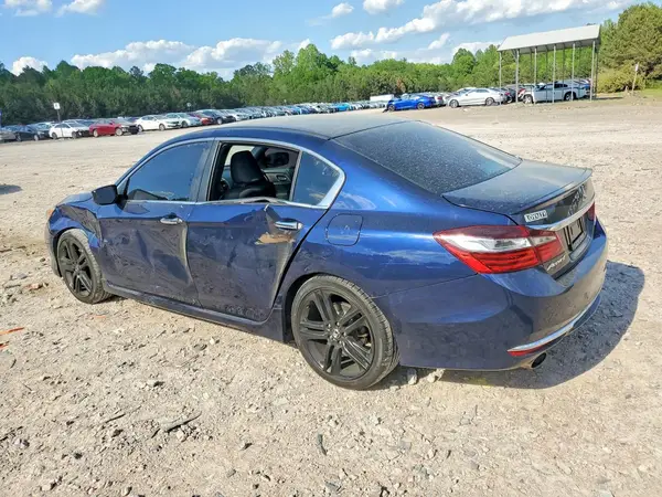 1HGCR2F58HA088157 2017 HONDA ACCORD - Image 2