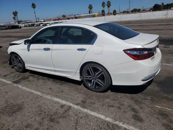 1HGCR2F58HA098073 2017 HONDA ACCORD - Image 2