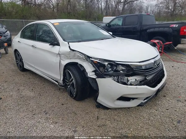 1HGCR2F58HA106043 2017 HONDA ACCORD - Image 1