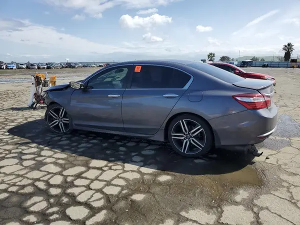 1HGCR2F58HA116202 2017 HONDA ACCORD - Image 2