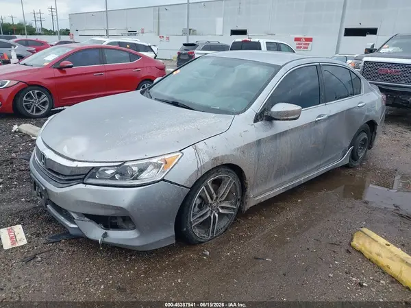 1HGCR2F58HA117172 2017 HONDA ACCORD - Image 2
