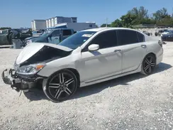 1HGCR2F58HA118564 2017 HONDA ACCORD