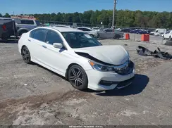 1HGCR2F58HA121674 2017 HONDA ACCORD