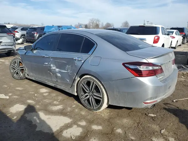 1HGCR2F58HA132870 2017 HONDA ACCORD - Image 2