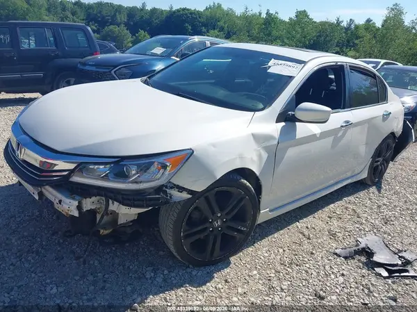1HGCR2F58HA150219 2017 HONDA ACCORD - Image 2