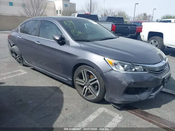 1HGCR2F58HA155209 2017 HONDA ACCORD - Image 1