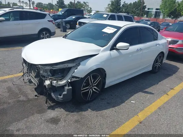1HGCR2F58HA156554 2017 HONDA ACCORD - Image 2