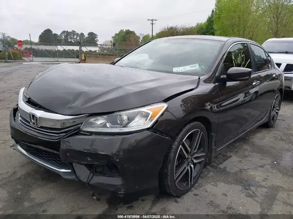 1HGCR2F58HA161494 2017 HONDA ACCORD - Image 2
