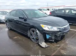 1HGCR2F58HA185620 2017 HONDA ACCORD