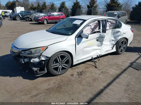 1HGCR2F58HA206546 2017 HONDA ACCORD - Image 2