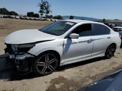 1HGCR2F58HA208930 2017 HONDA ACCORD