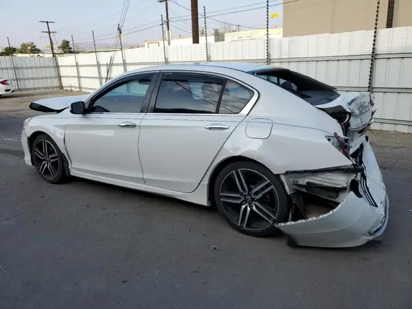 1HGCR2F58HA228000 2017 HONDA ACCORD - Image 2