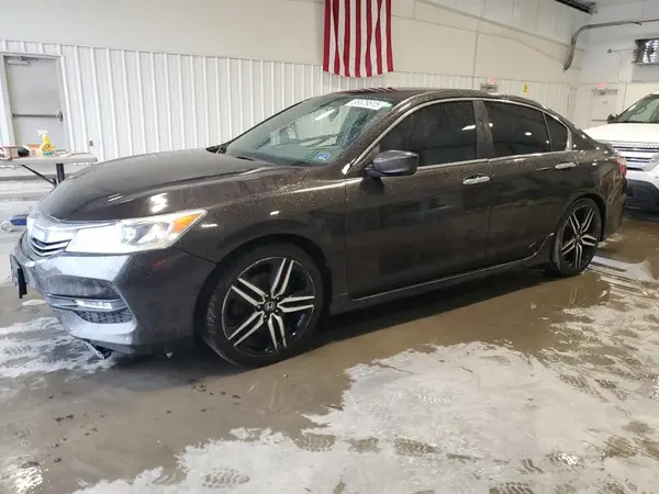 1HGCR2F58HA231835 2017 HONDA ACCORD - Image 1