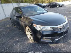 1HGCR2F58HA238719 2017 HONDA ACCORD