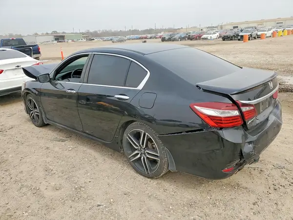 1HGCR2F58HA240146 2017 HONDA ACCORD - Image 2