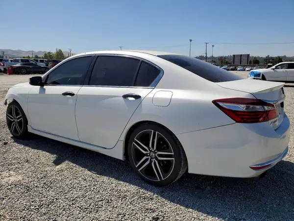 1HGCR2F58HA244097 2017 HONDA ACCORD - Image 2