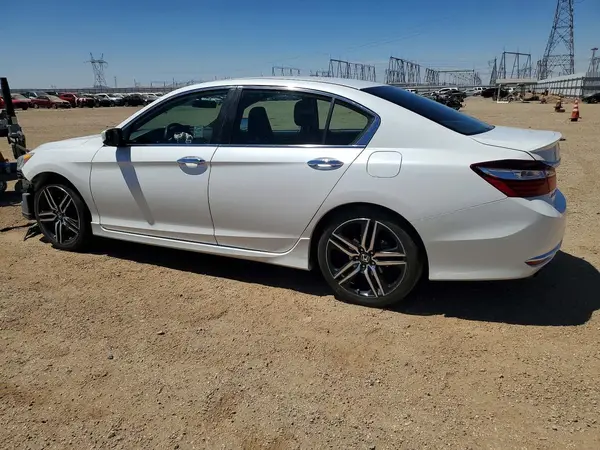 1HGCR2F58HA244102 2017 HONDA ACCORD - Image 2