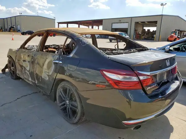 1HGCR2F58HA244259 2017 HONDA ACCORD - Image 2
