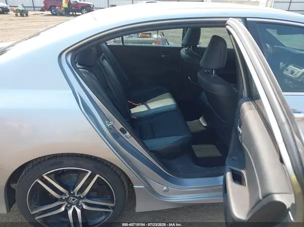1HGCR2F58HA256170 2017 HONDA ACCORD - Image 8