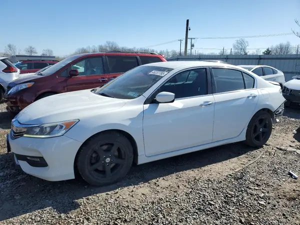 1HGCR2F58HA267007 2017 HONDA ACCORD - Image 1