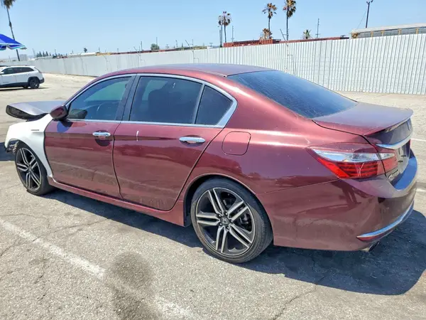 1HGCR2F58HA281795 2017 HONDA ACCORD - Image 2