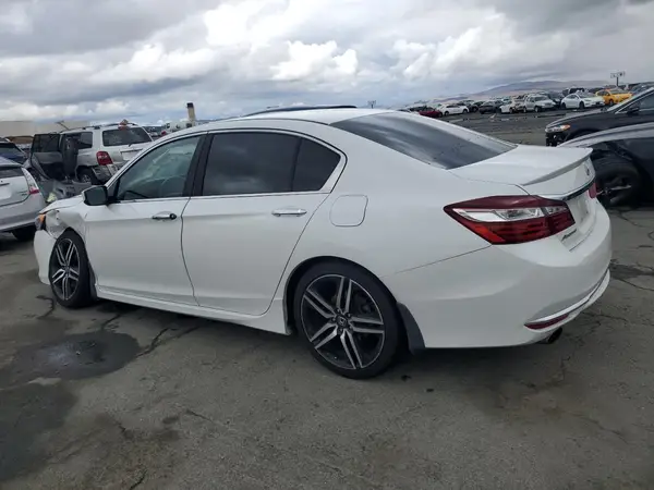 1HGCR2F58HA290027 2017 HONDA ACCORD - Image 2