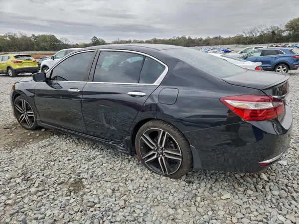 1HGCR2F58HA300913 2017 HONDA ACCORD - Image 2