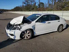 1HGCR2F58HA306033 2017 HONDA ACCORD