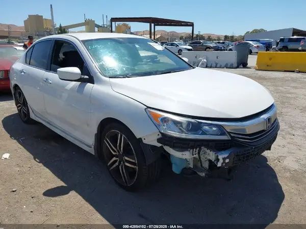 1HGCR2F58HA308445 2017 HONDA ACCORD - Image 1
